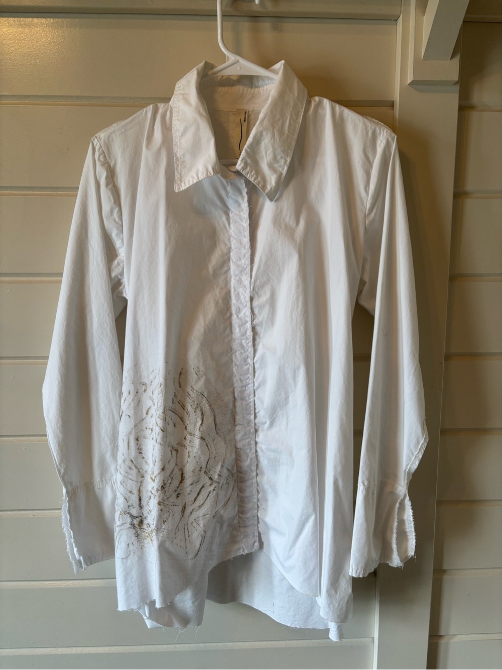 Designer Jaga artesian hand painted white/gold blouse collared hook front
